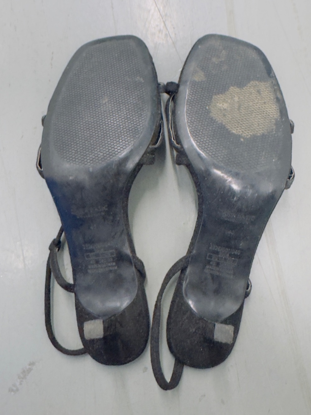 Mildly used Zara Basic Collection Black Strappy Square-Toe Sandals - Picture 4 of 5
